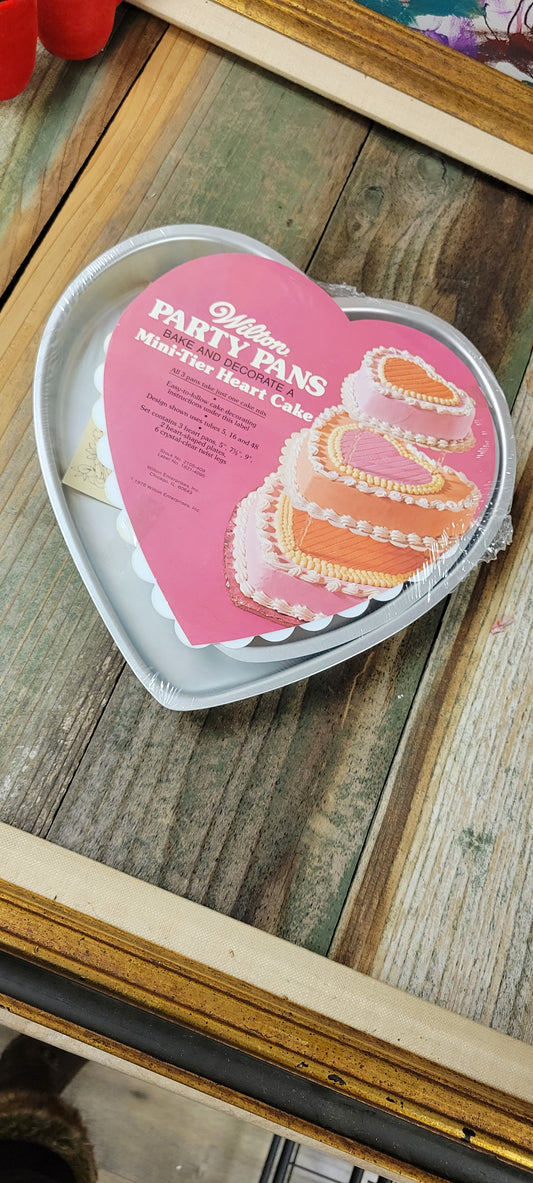 Party Pans Mini Tier Heart Cake