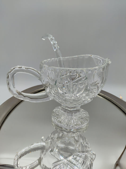 *Crystal Clear Industries Essex Sauce Gravy Boat With Ladle