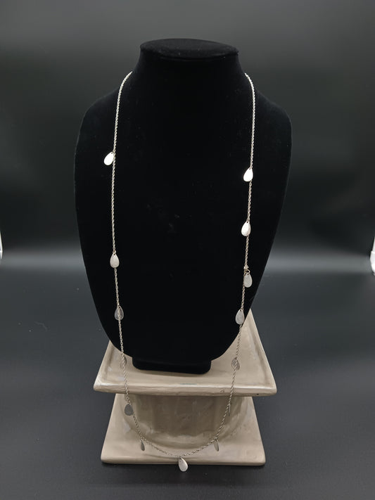 Long Necklace With Teardrop Pendants