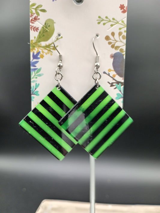 *Vintage Modern Geometric Green Stripes Plastic Earrings