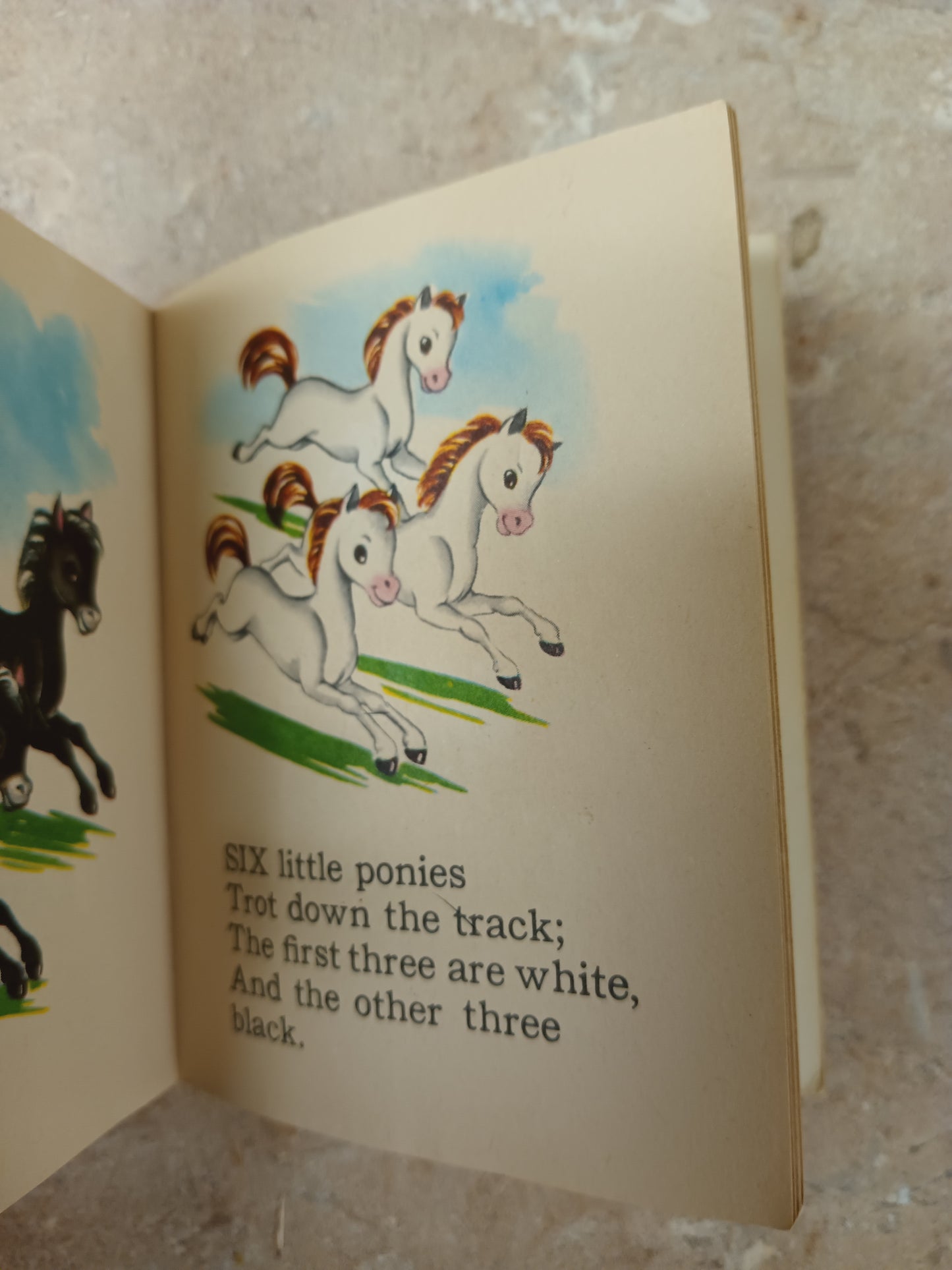 *Vintage Tiny Tales Childrens Book " Animal 123"